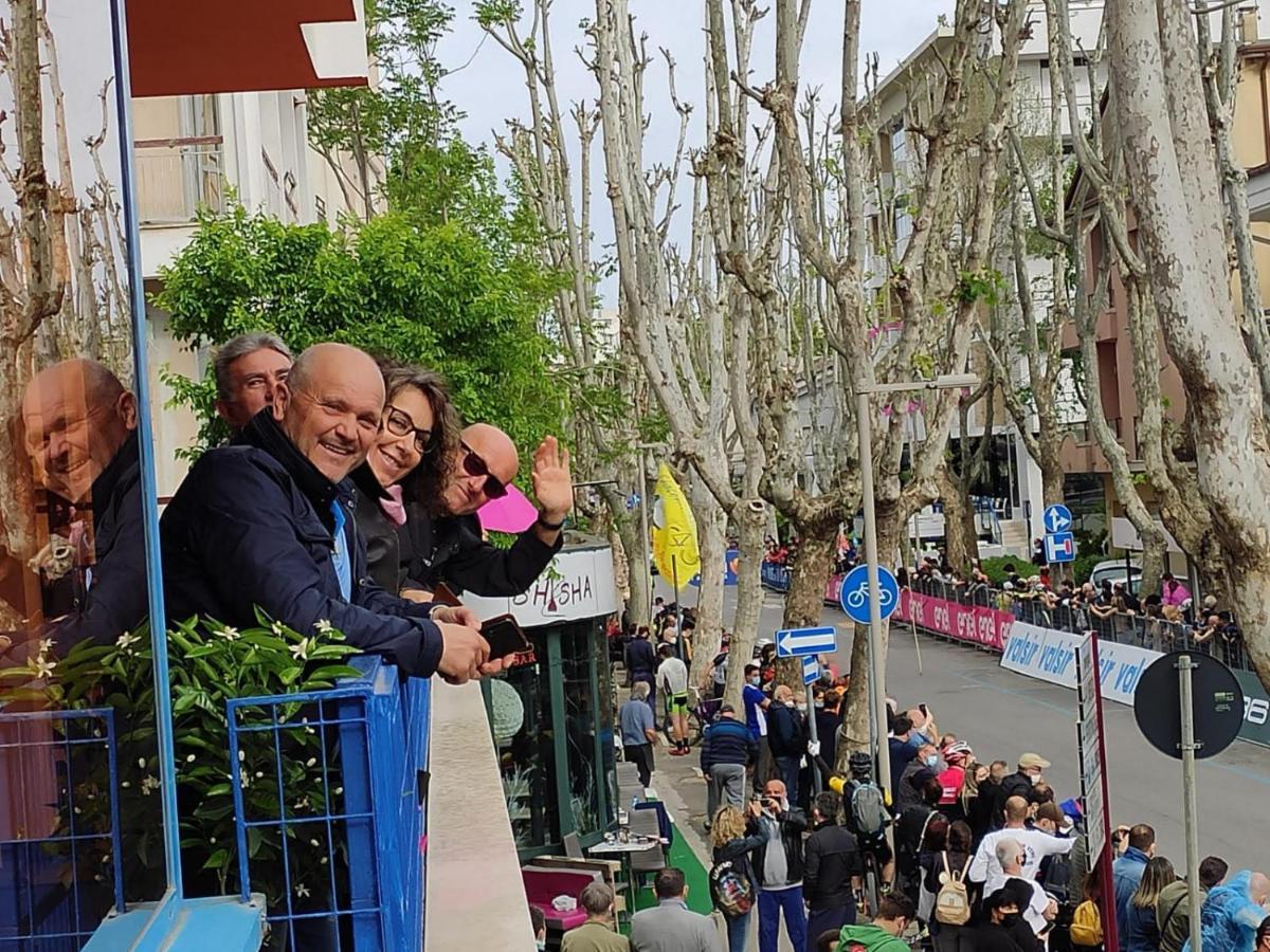Hotel Senior Cattolica Kültér fotó
